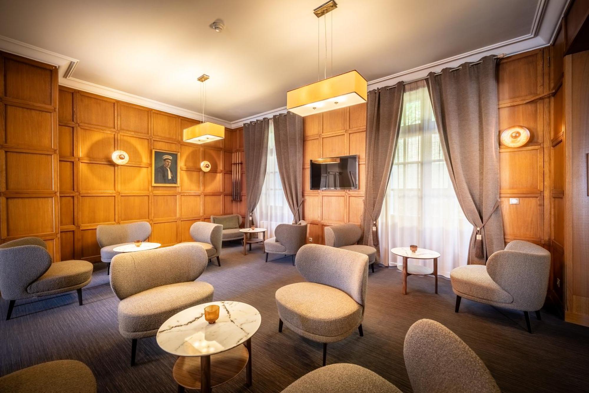 Le Prieure Correze Hotel Exterior photo